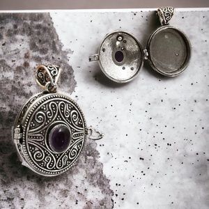 #484 Poison ☠️ Amethyst Handcrafted Pendant NWOT